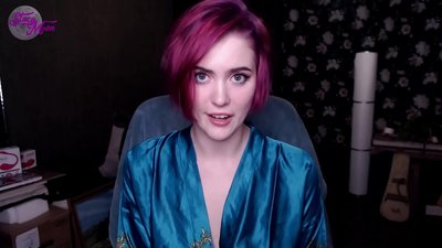 Istruzione sulla sega da una ragazza russa in inglese